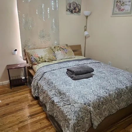 Honey Queen Room 5 Newark Exterior photo